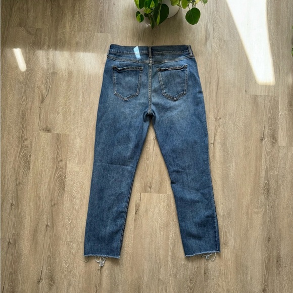 OLD NAVY | High Waist Ankle Power Jean | Sz 8 - Picture 7 of 7